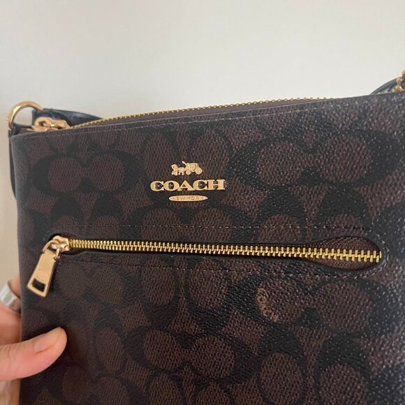 Coach Signature Messenger Crossbody - Picture 3 of 6